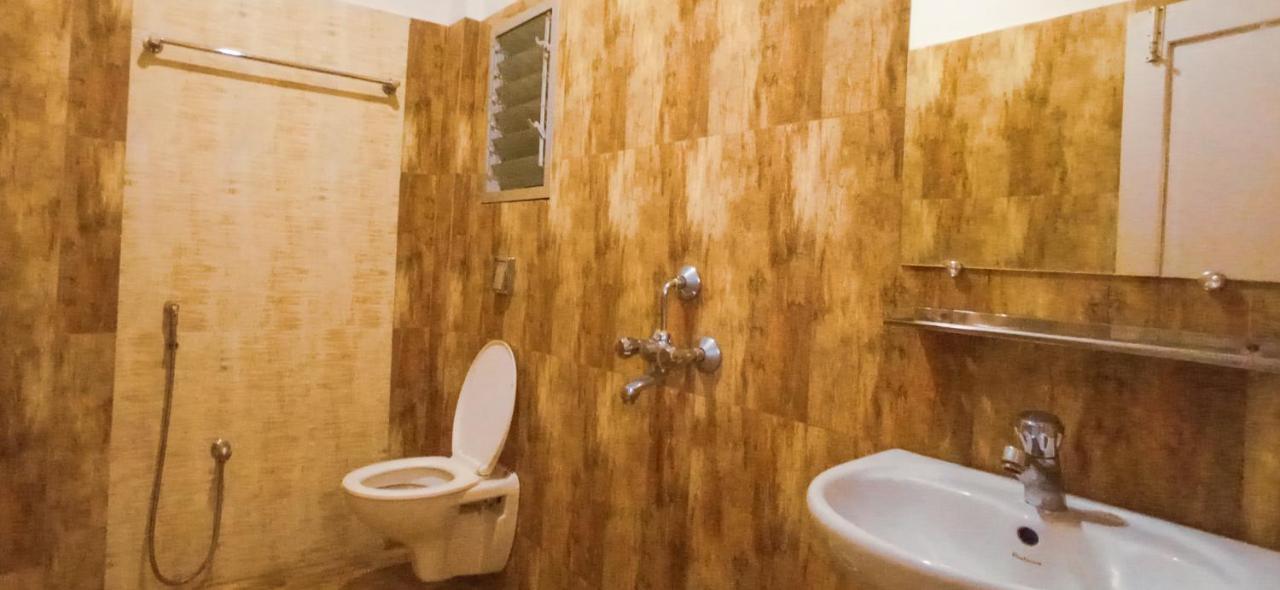 Hotel Nakshatra Karimganj Luaran gambar