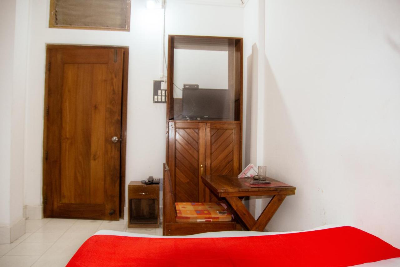 Hotel Nakshatra Karimganj Luaran gambar