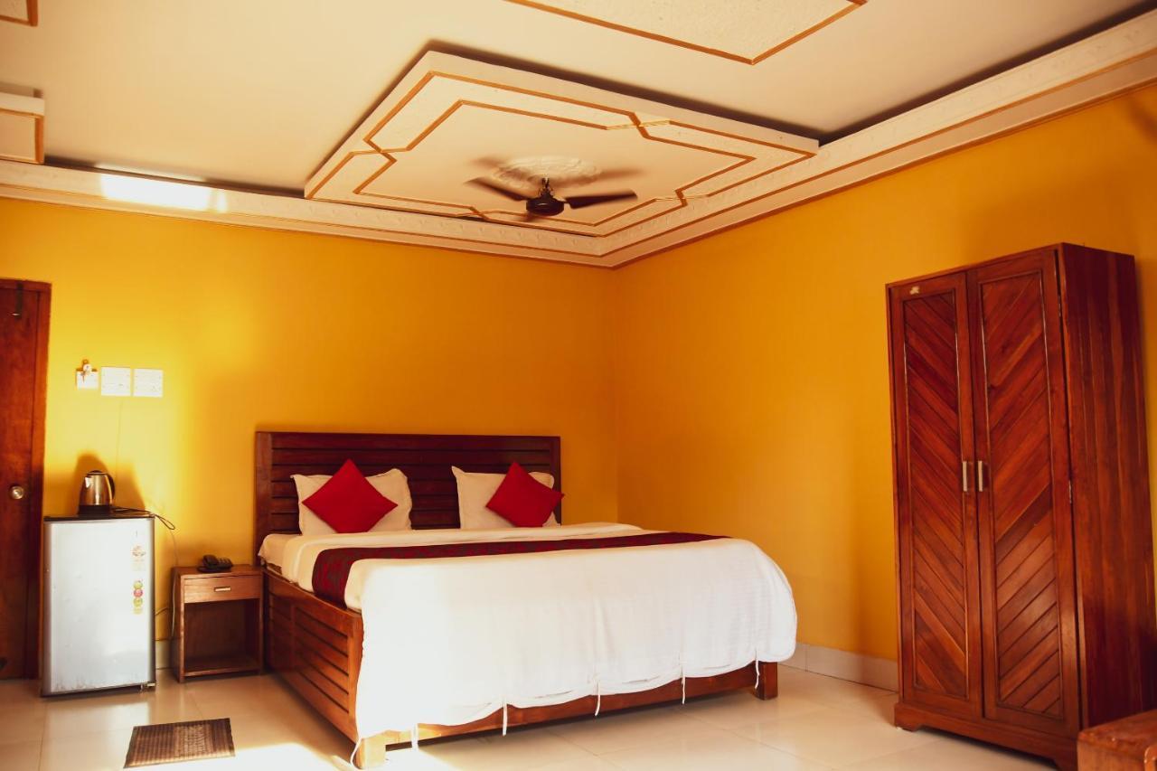 Hotel Nakshatra Karimganj Luaran gambar