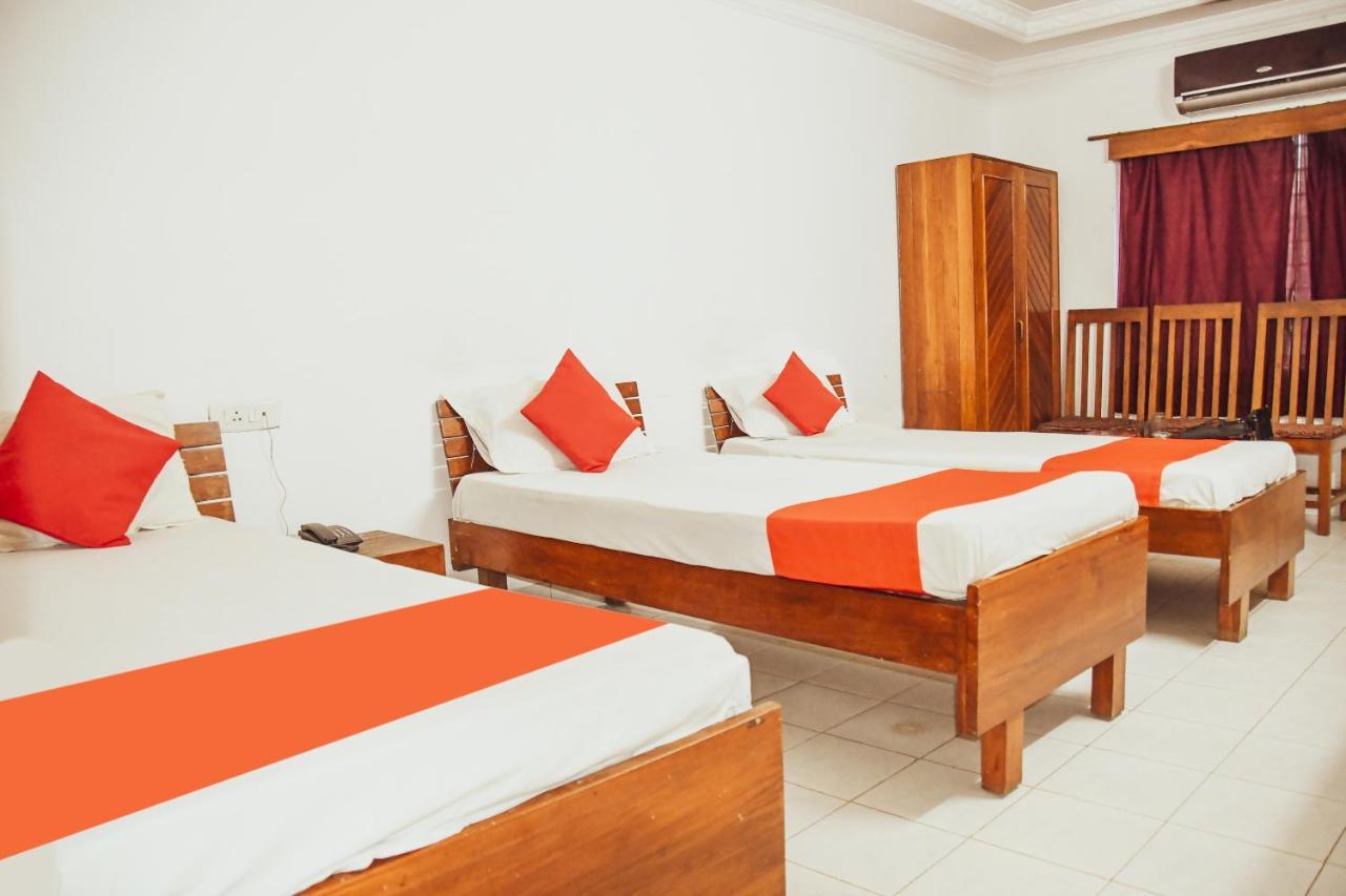 Hotel Nakshatra Karimganj Luaran gambar